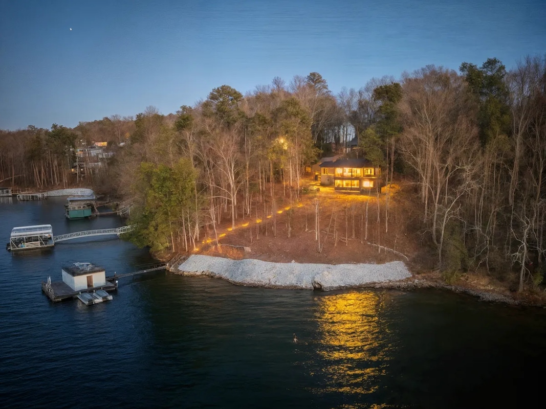 Discover more lakeside charm in Georgia