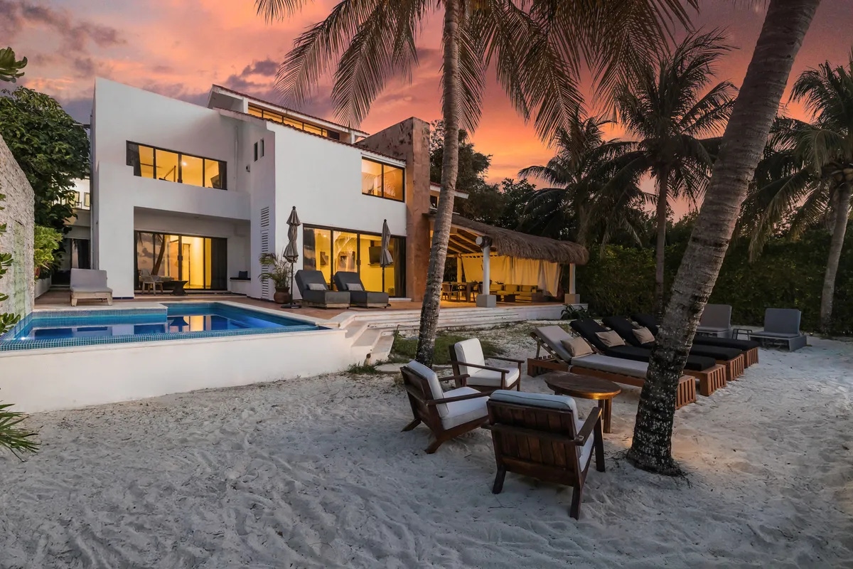 Discover more large groups activities in San Miguel de Cozumel