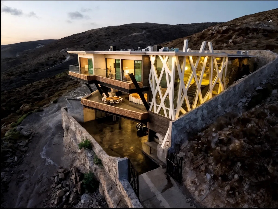 Welcome to your large group retreat in Ensenada