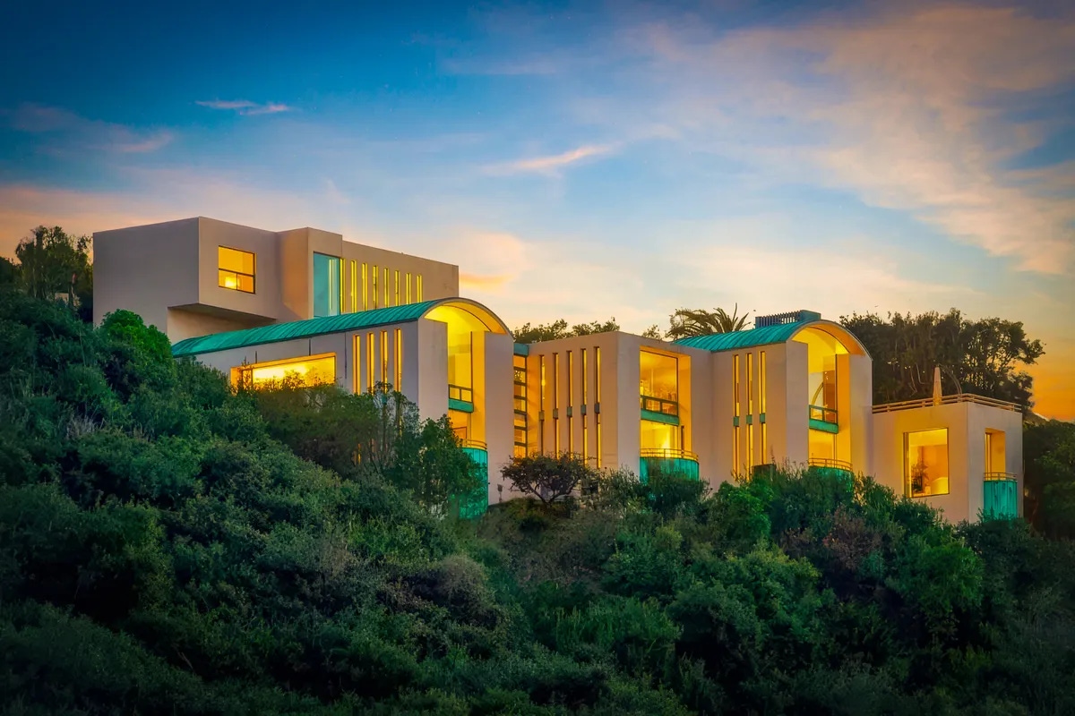 Discover more large groups activities in La Jolla