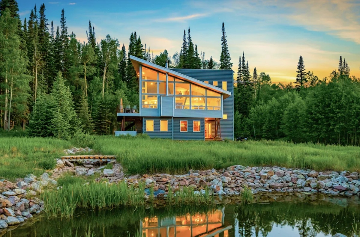 Welcome to pet-friendly Colorado