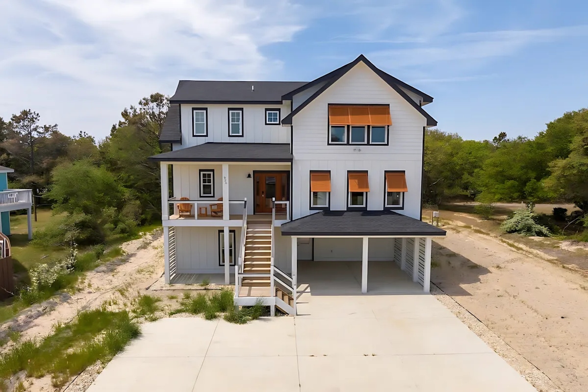 Discover more of Corolla