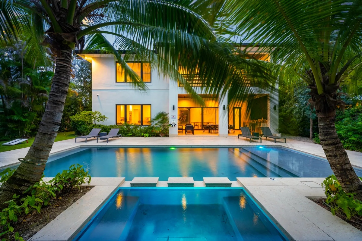 Discover more pet-friendly spots in Miami