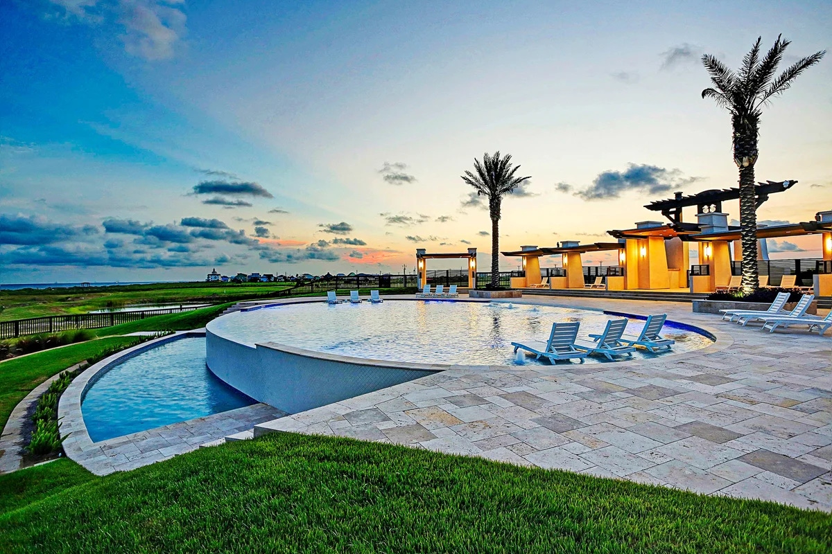 Welcome to Crystal Beach