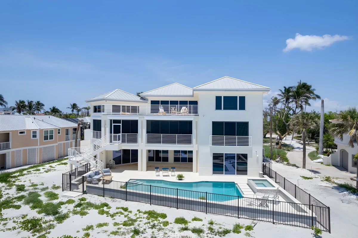 Discover more of Sanibel