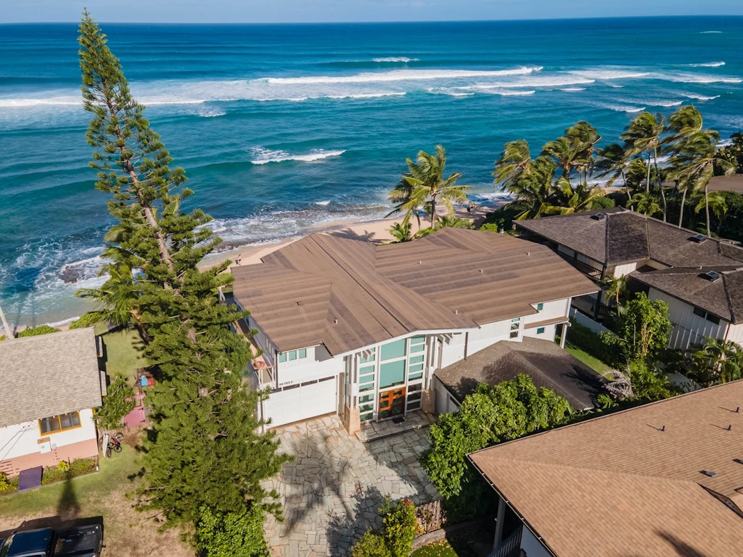 Welcome to the shores of Haleiwa