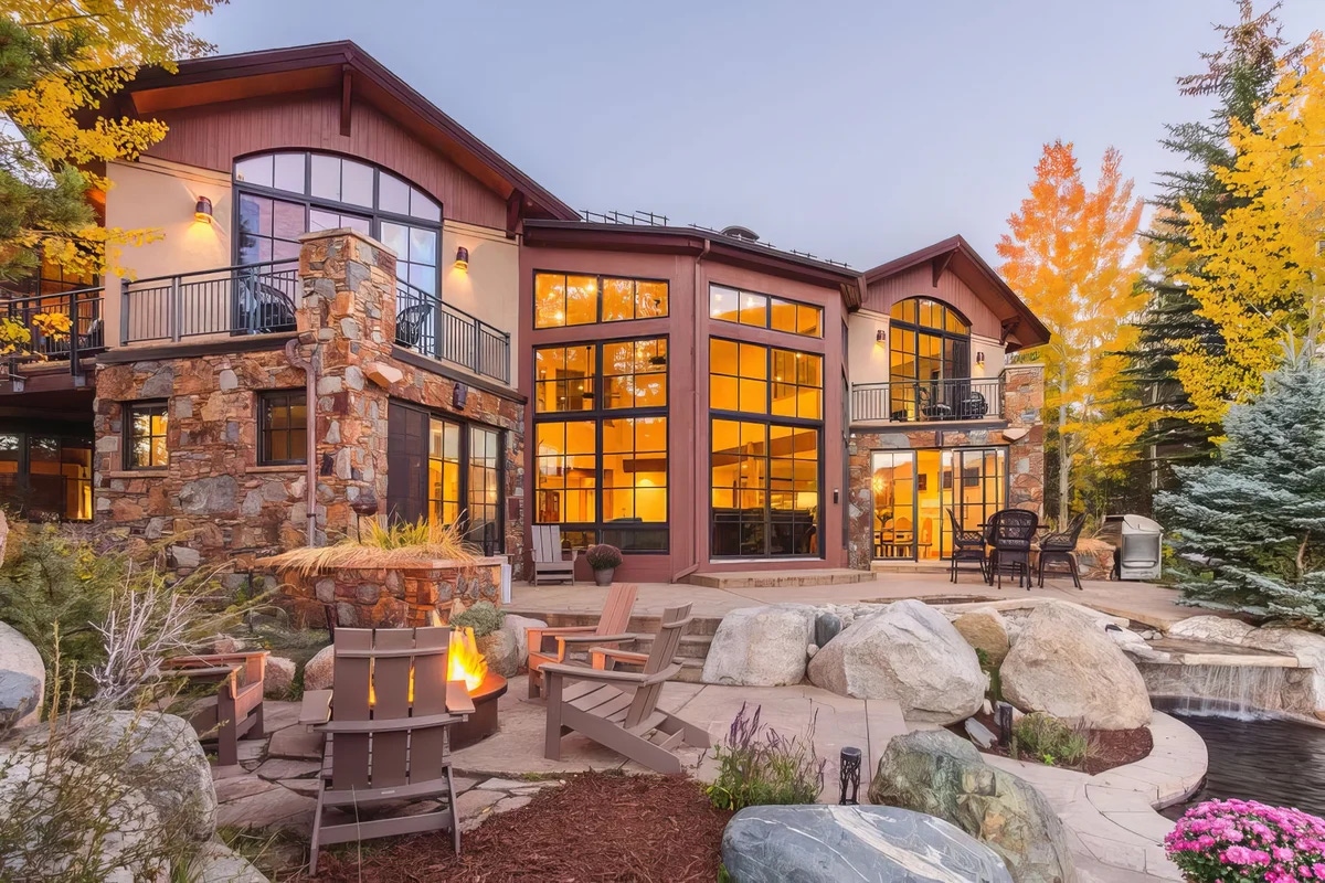 Welcome to private poolside luxury in Keystone