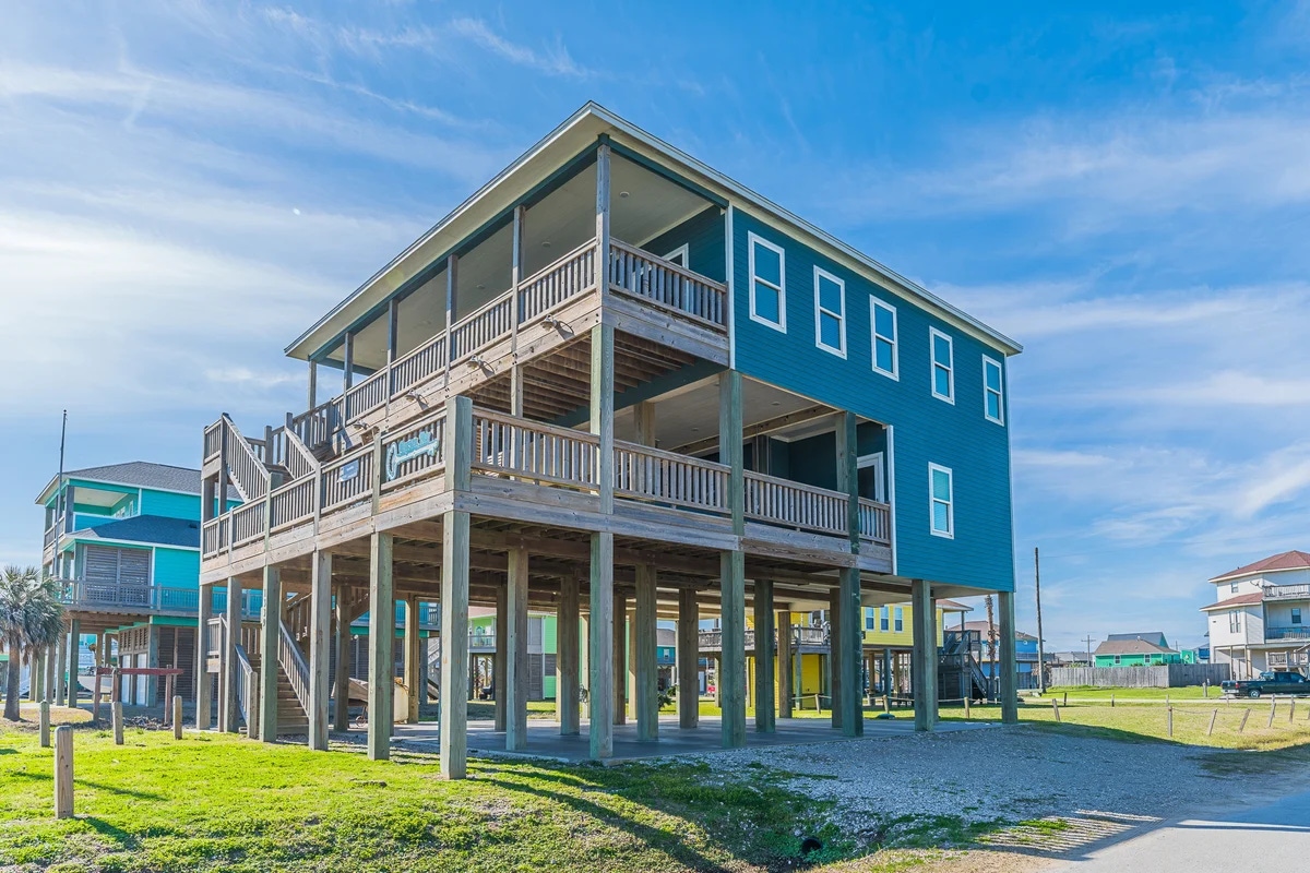 Discover more large groups activities in Crystal Beach