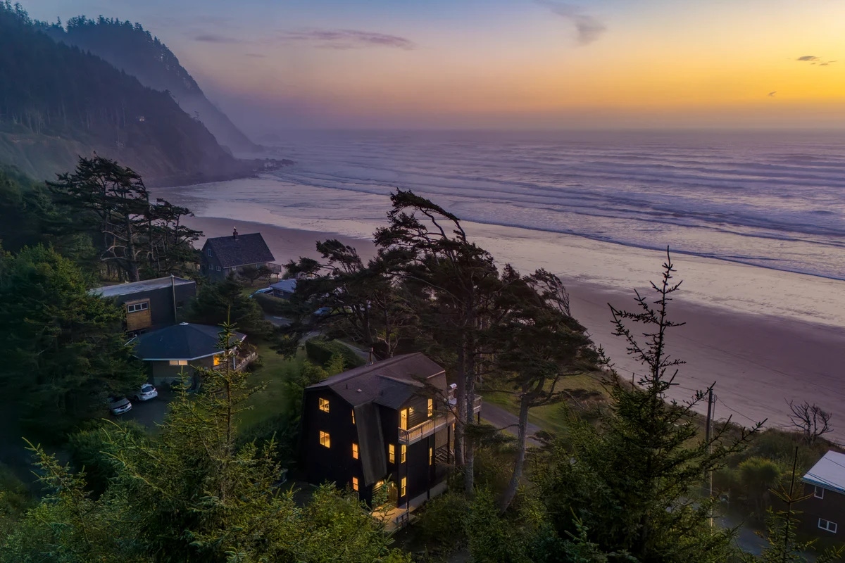 Welcome to Arch Cape