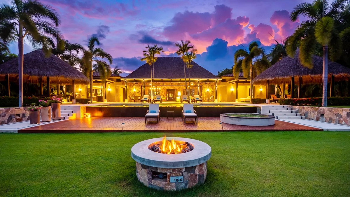 Welcome to the shores of Puerto Vallarta