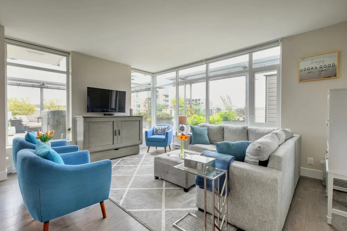 Welcome to relaxing hot tub escapes in Victoria