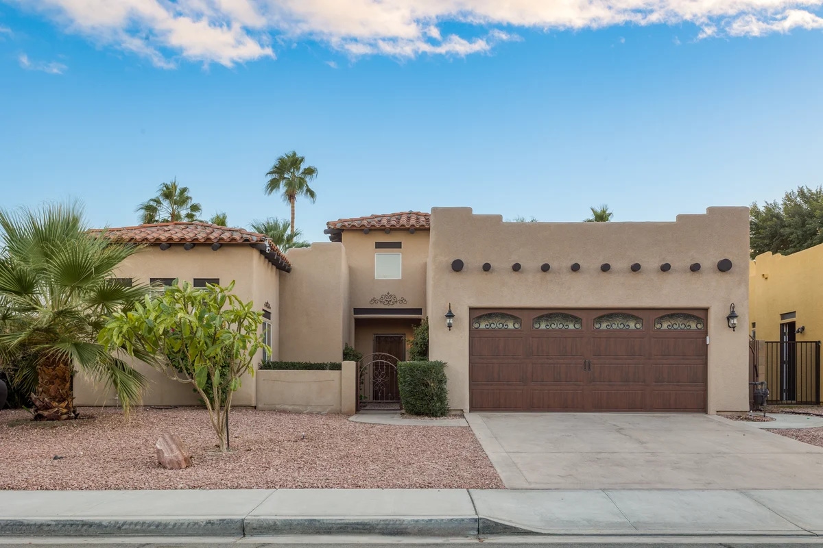 Discover more pet-friendly spots in Indian Wells