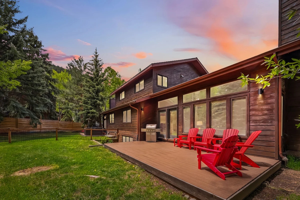 Discover more large groups activities in Avon