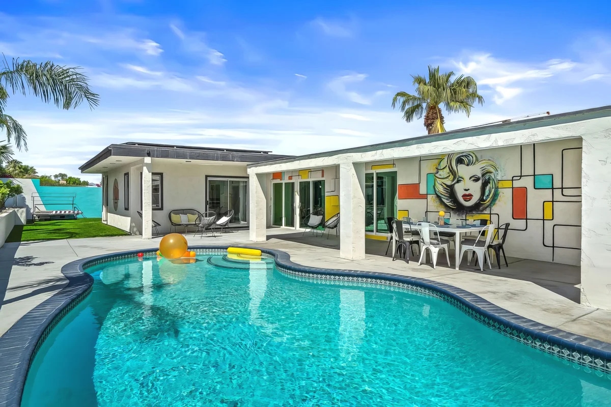 Discover more pet-friendly spots in Cathedral City