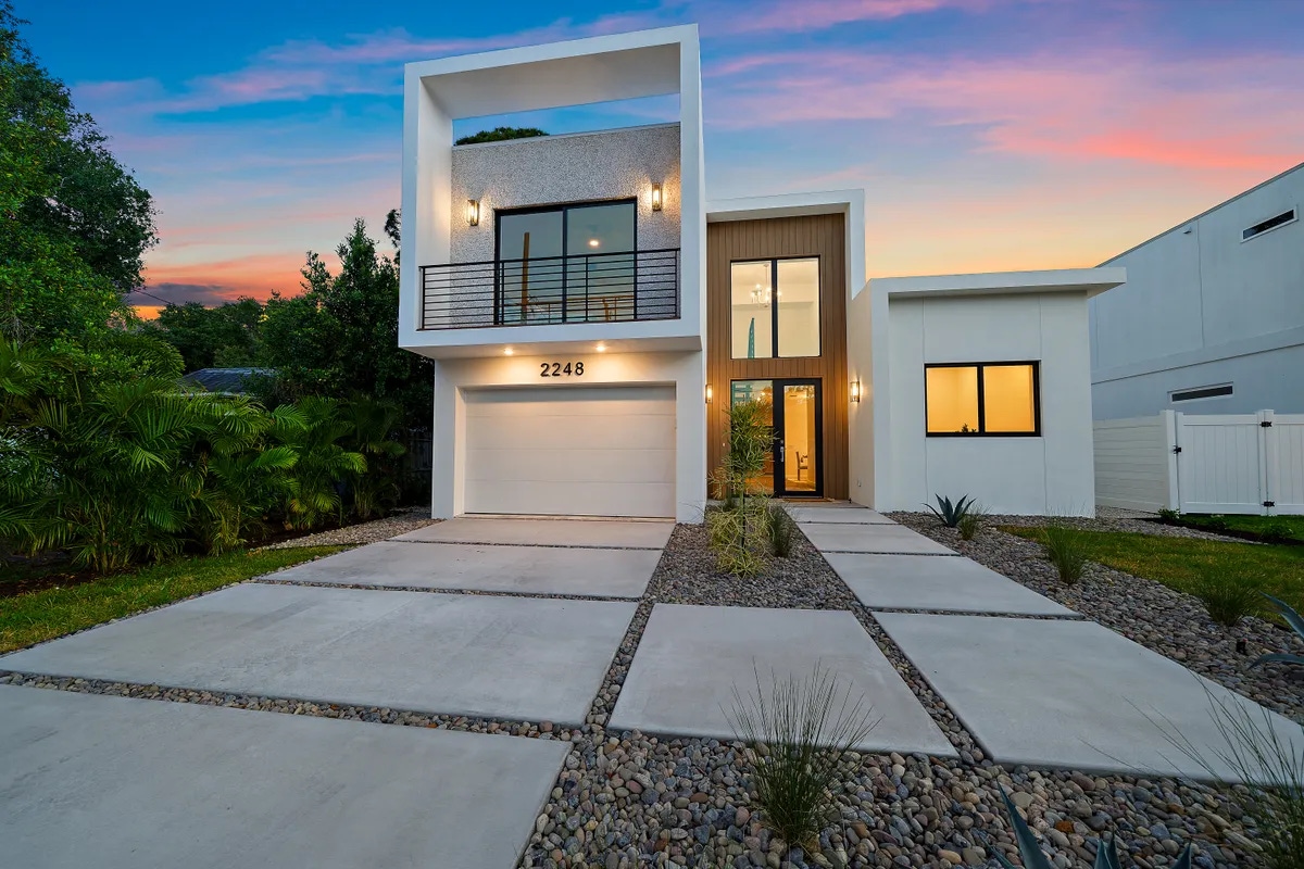 Discover more pet-friendly spots in Sarasota