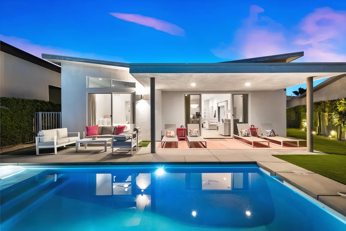 Welcome to pet-friendly La Quinta