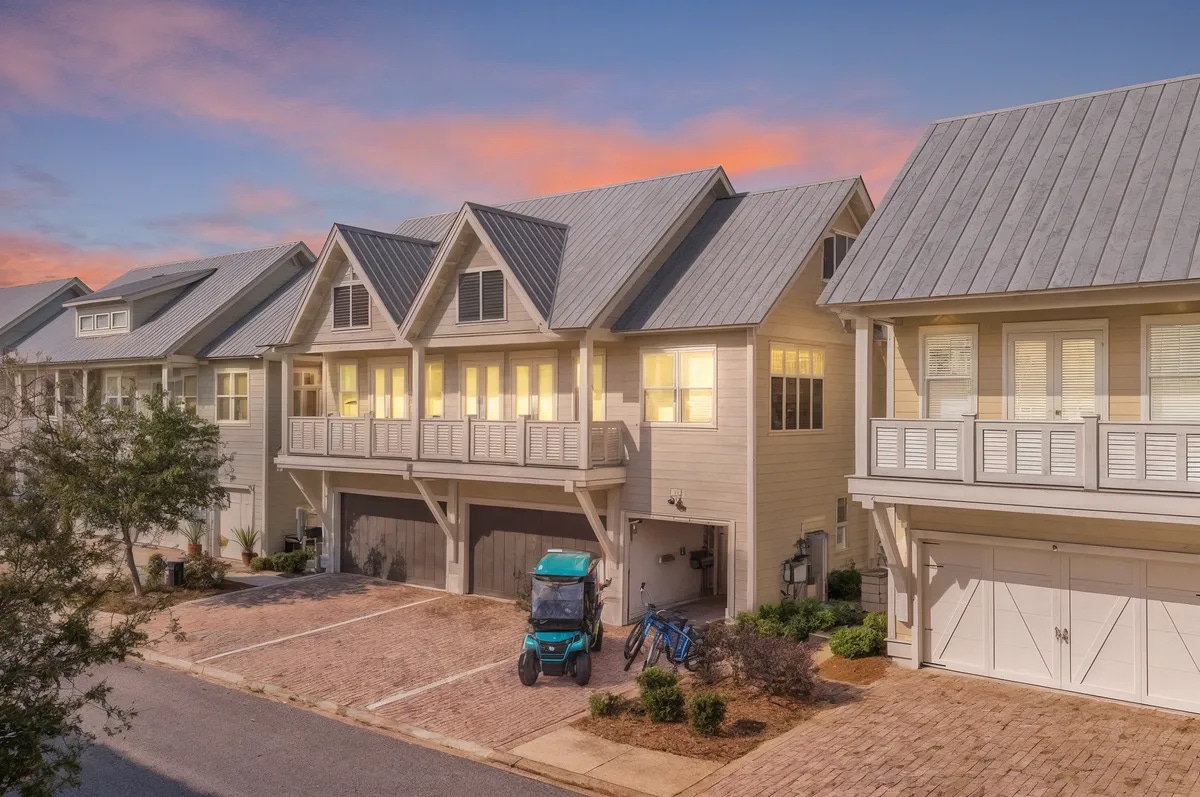 Welcome to pet-friendly Inlet Beach