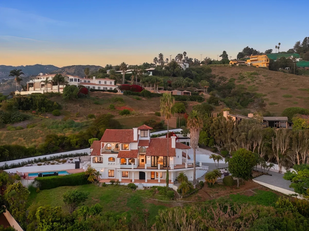 Welcome to your large group retreat in Los Angeles County