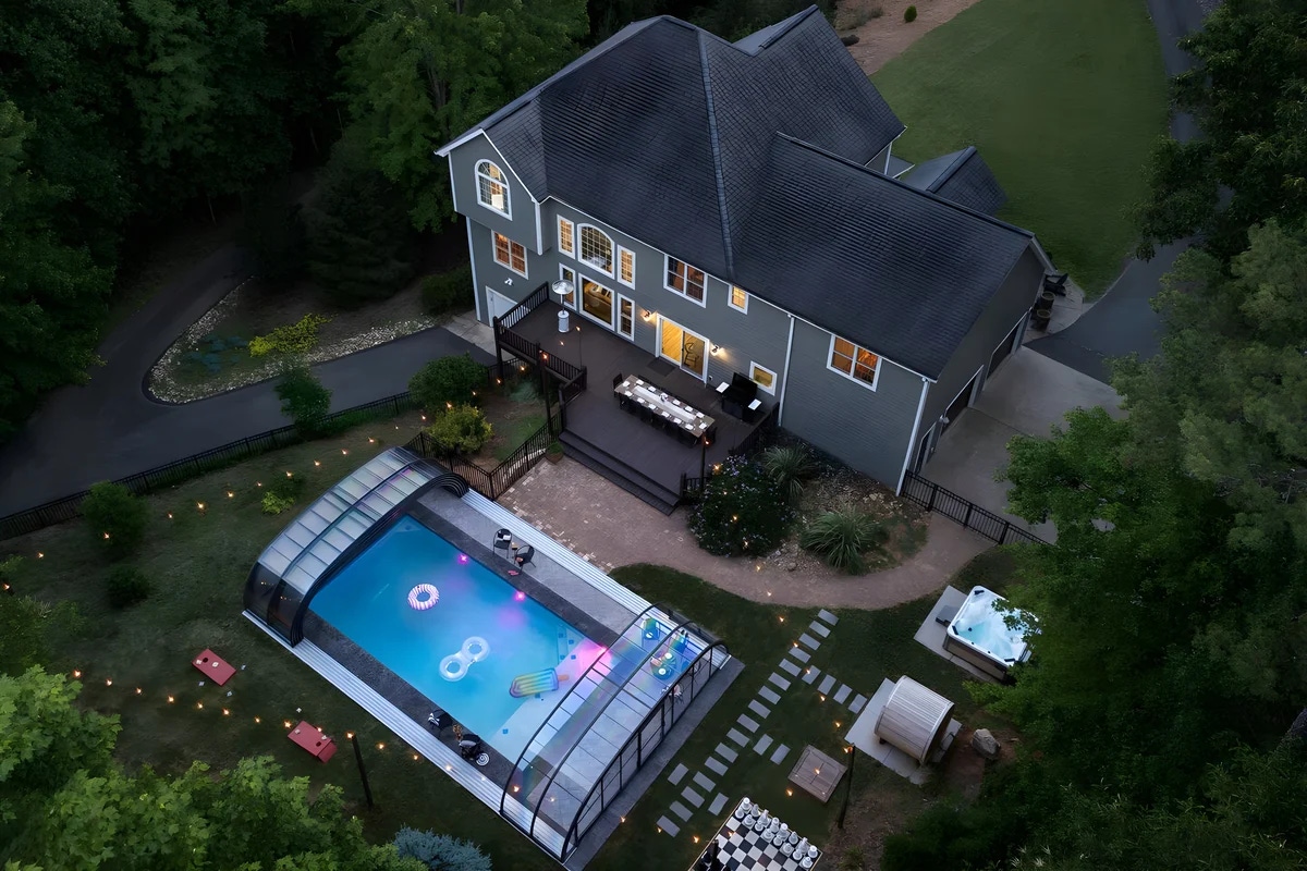 Welcome to pet-friendly Candler