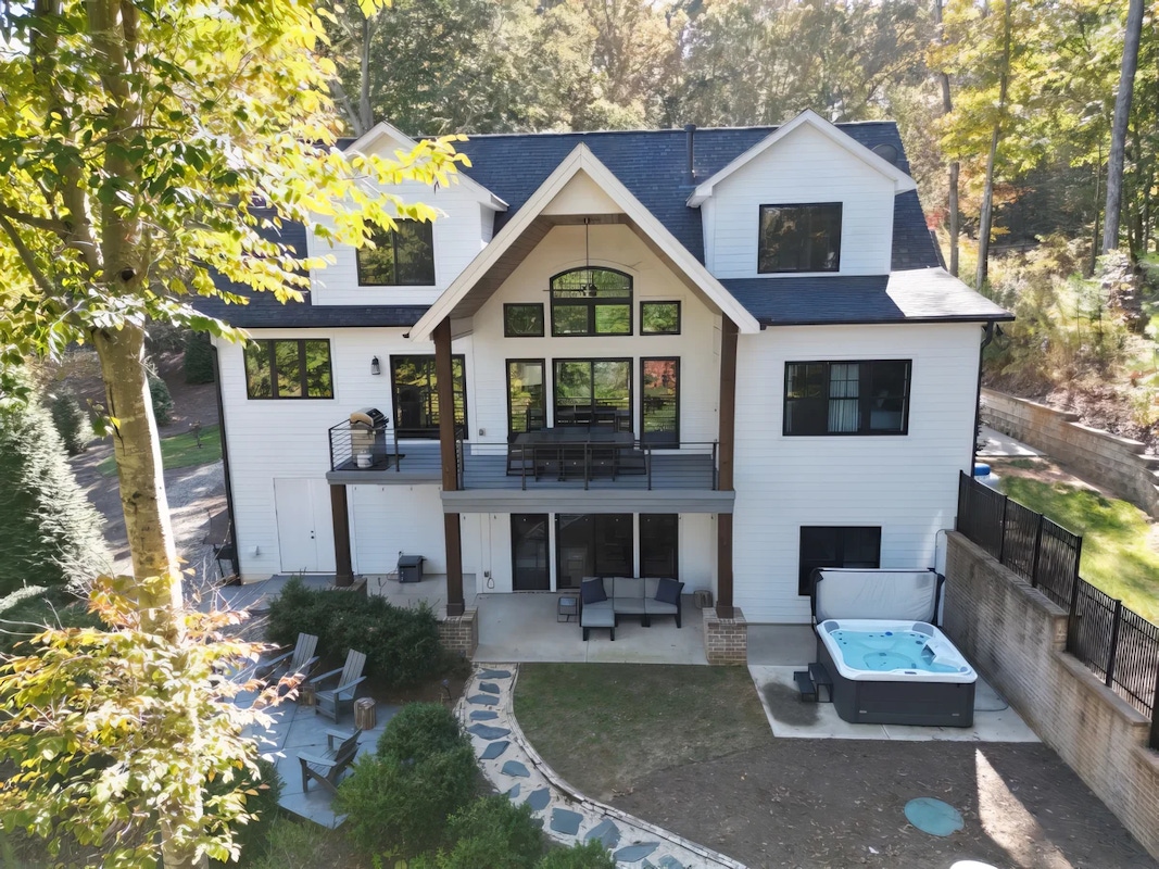 Welcome to pet-friendly Sherrills Ford