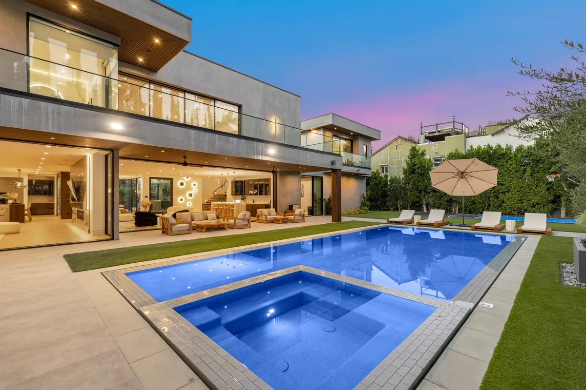 Welcome to family adventures in Sherman Oaks, Los Angeles