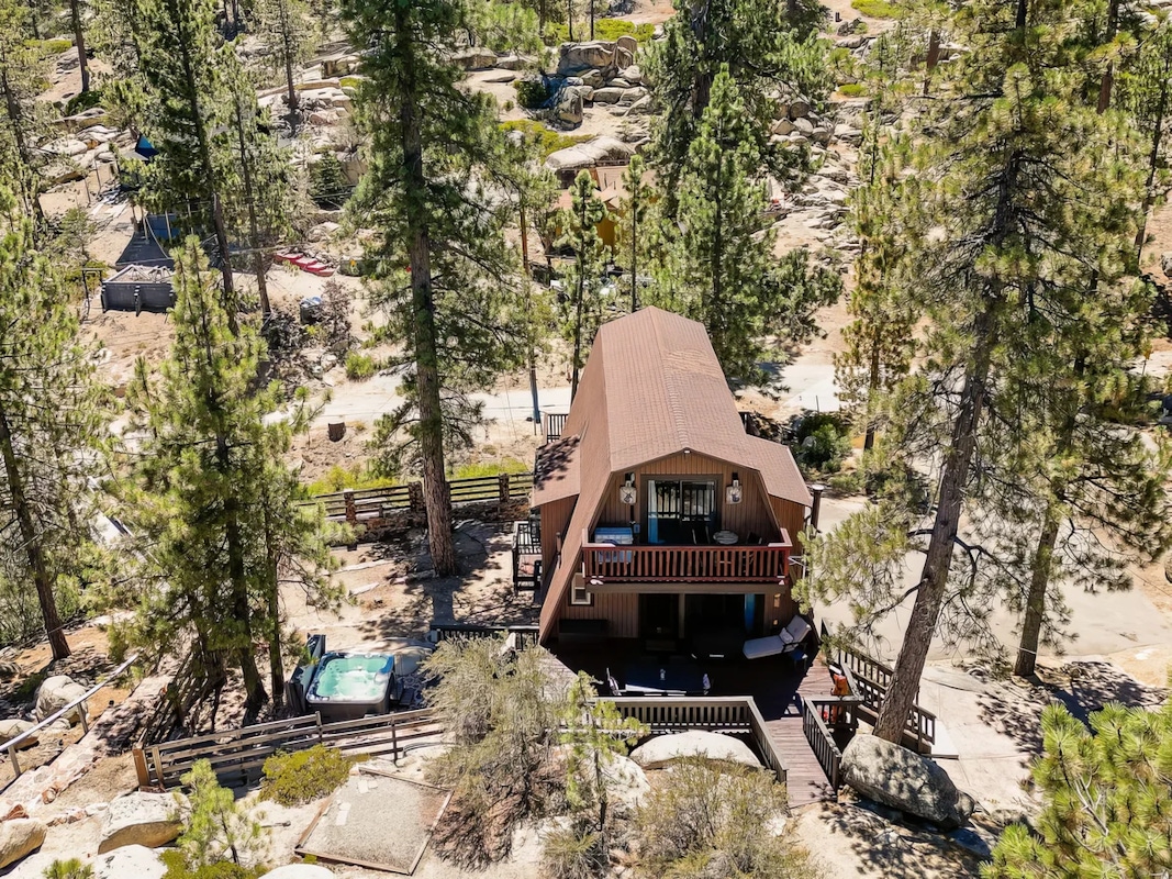 Discover more pet-friendly spots in Big Bear Lake