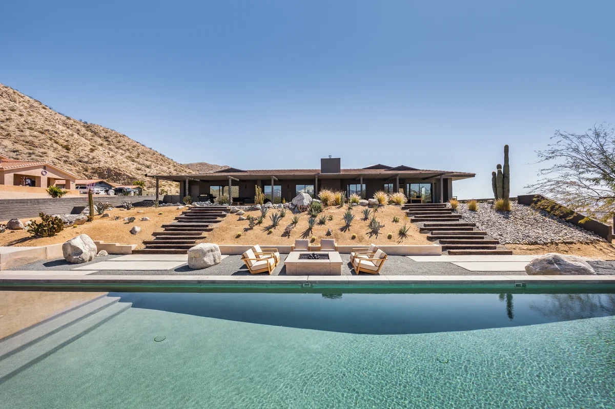 Welcome to pet-friendly Desert Hot Springs