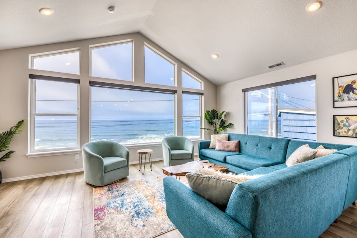 Welcome to pet-friendly Lincoln City