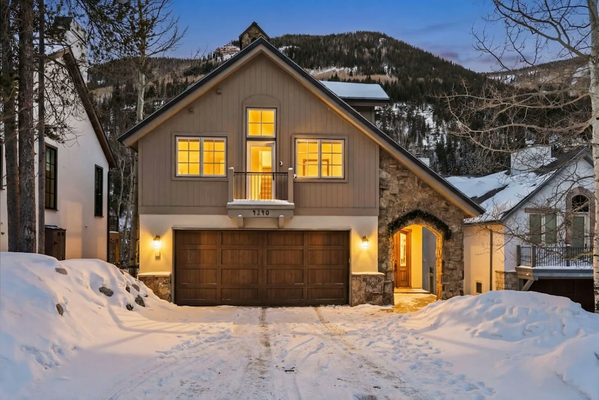 Welcome to pet-friendly Vail