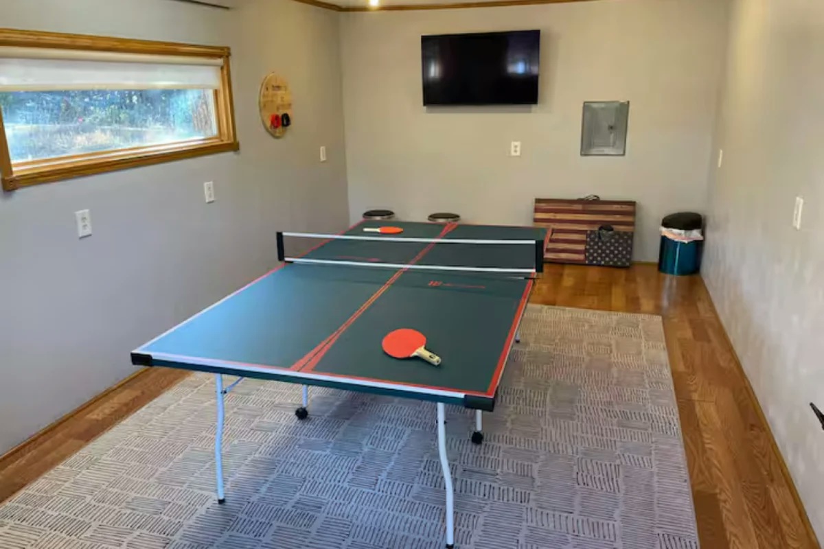 Welcome to relaxing hot tub escapes in Custer