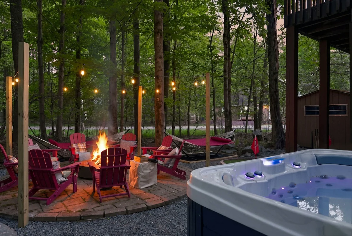 Discover more large groups activities in Pocono Lake