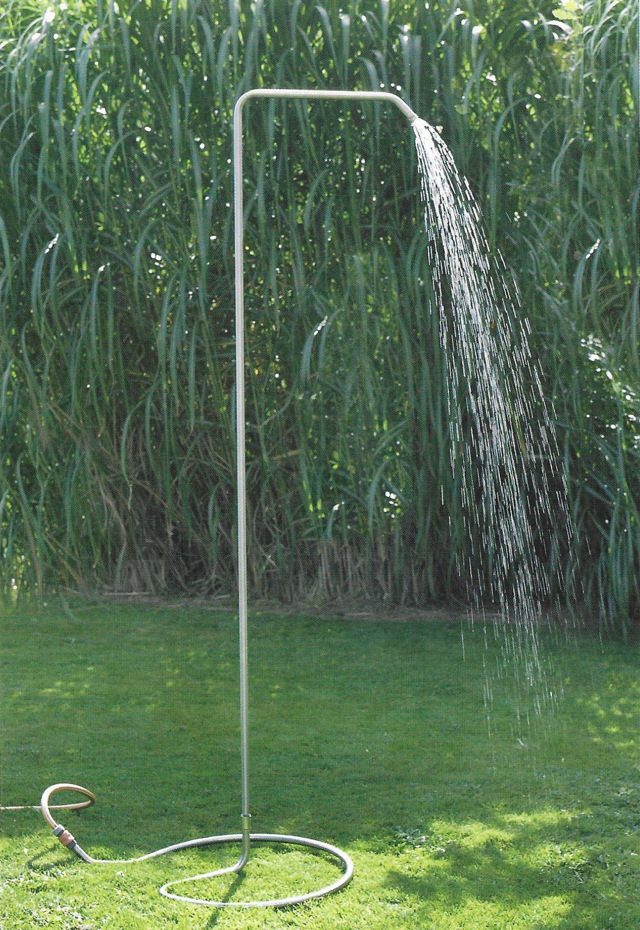'Serpentine', 'plug and spray' garden shower, Tom De Vrieze (TOVdesign) for Extremis, 210 x 60,1 x 98,2 cm, stainless steel, traditional roll, fold and weld techniques