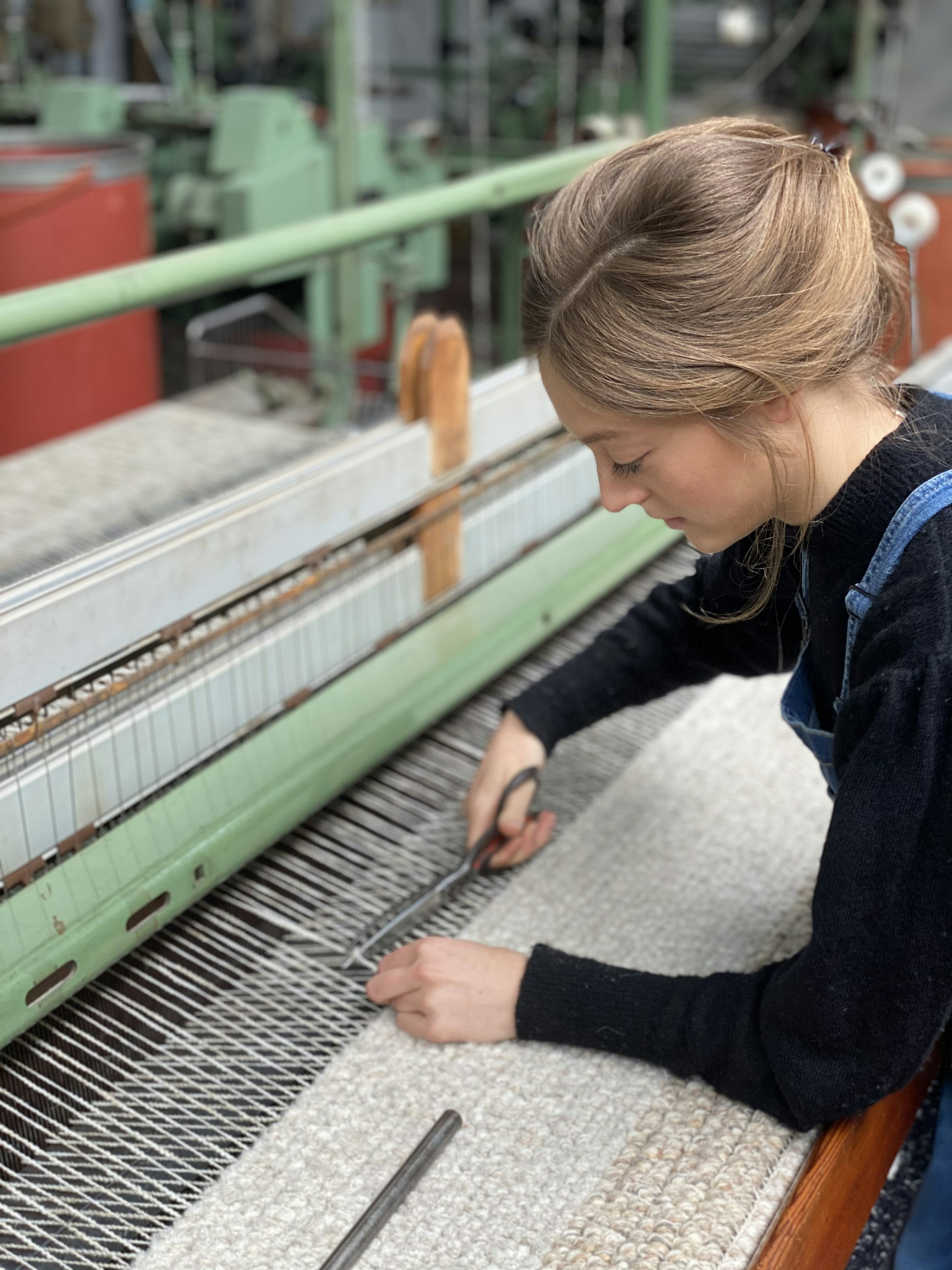 Woven Connection - Weaving process ©️ Delphine Cobbaert