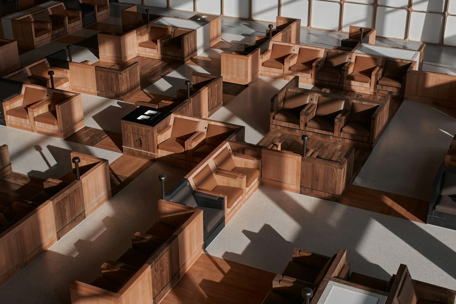 Schiphol Lounge, Beyond Space © Max-Hart-Nibbrig, Amsterdam