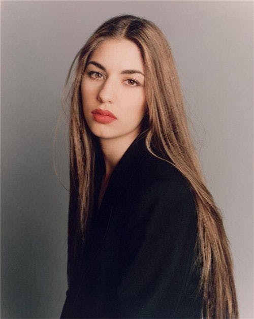 Sofia Coppola : 12 looks qui prouvent qu'elle était une icone mode dans les  années 90