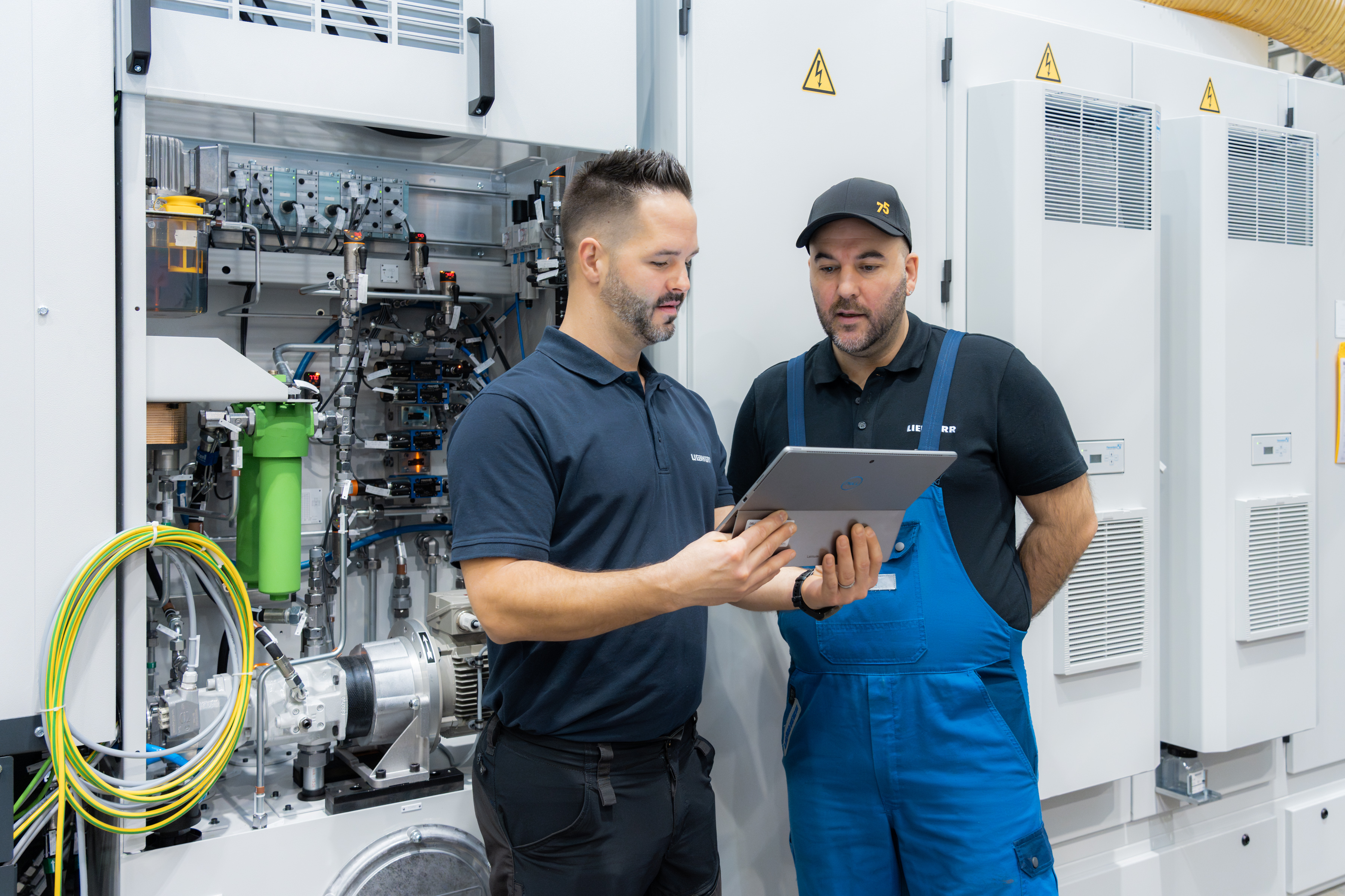 Digital Anweisungen in Operations1 für schnelle Anlernung