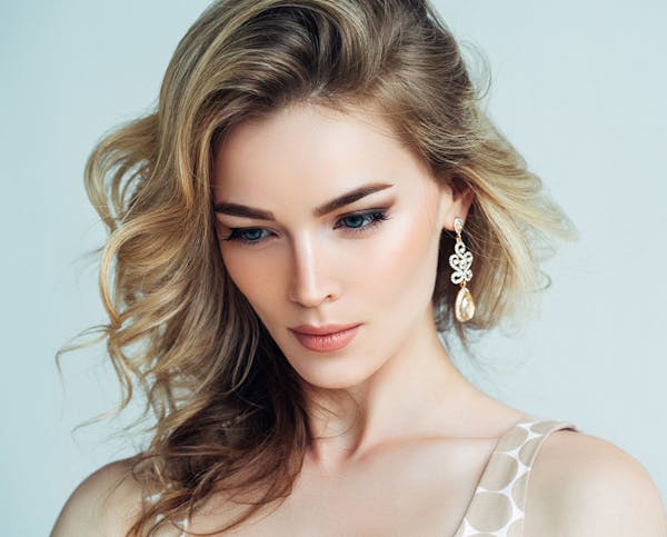 Woman who received a Chemical Peel