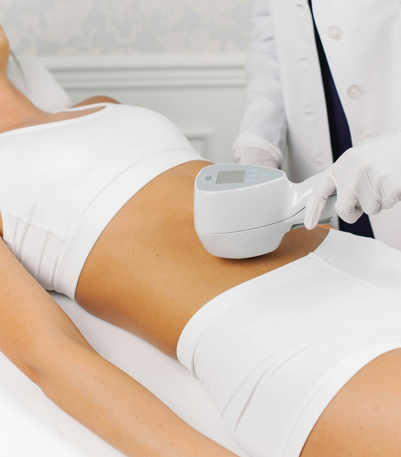 Patient receiving Exilis Ultra