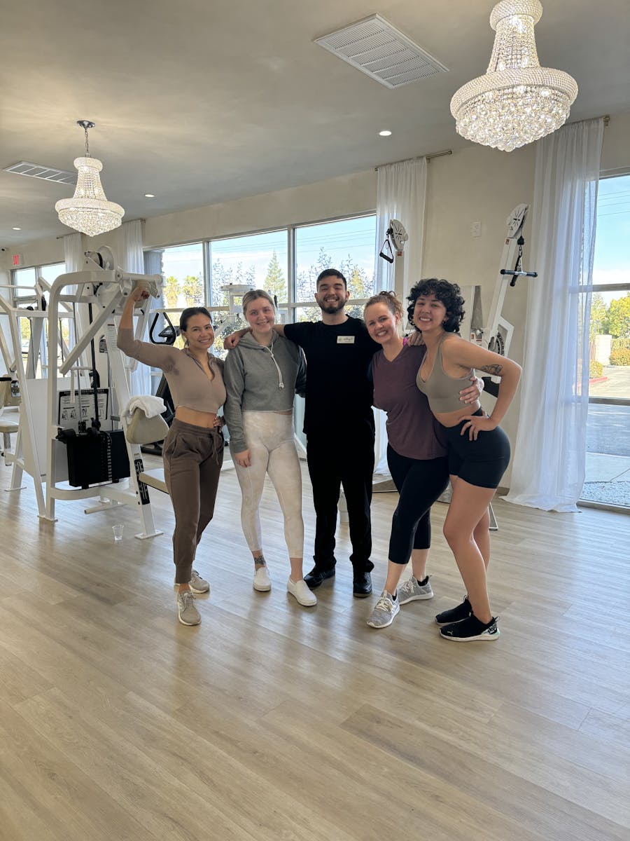 Strength Training Class Group Photo 10