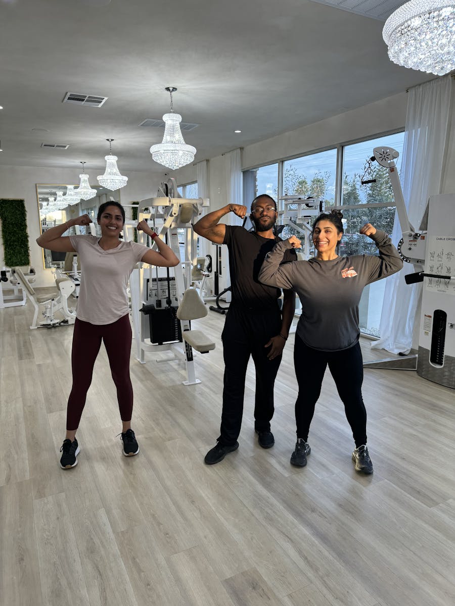 Strength Training Class Group Photo 14