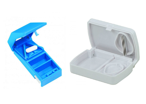 Pill cutters for the elderly