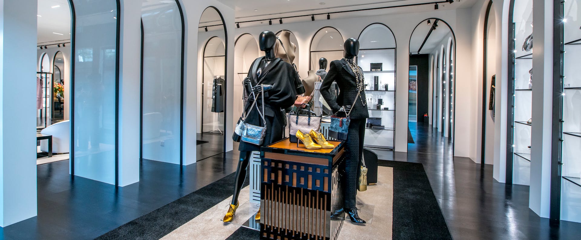 Louis Vuitton opens a pop-up store en Marina Ibiza