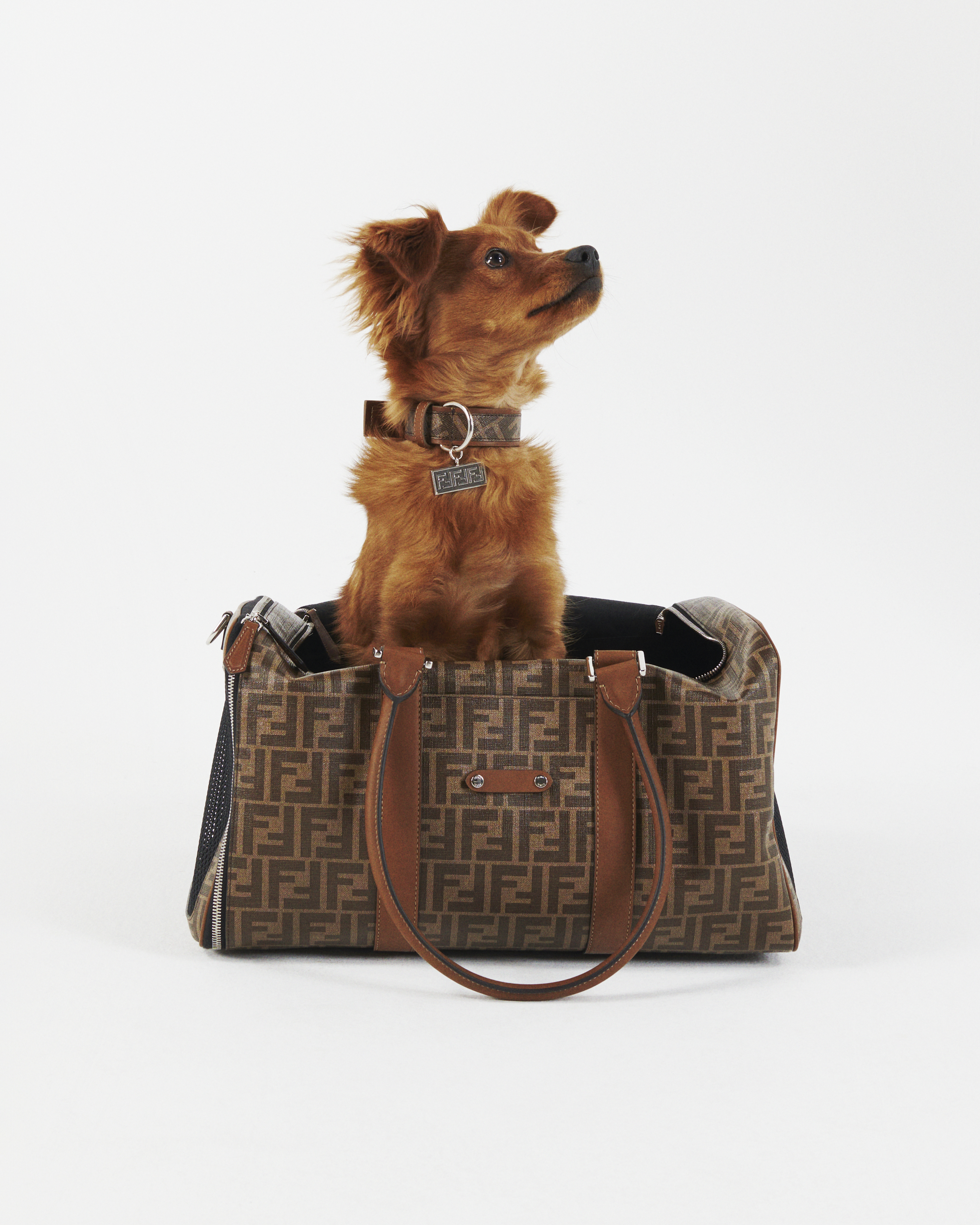 fendi fuzzy bolsa