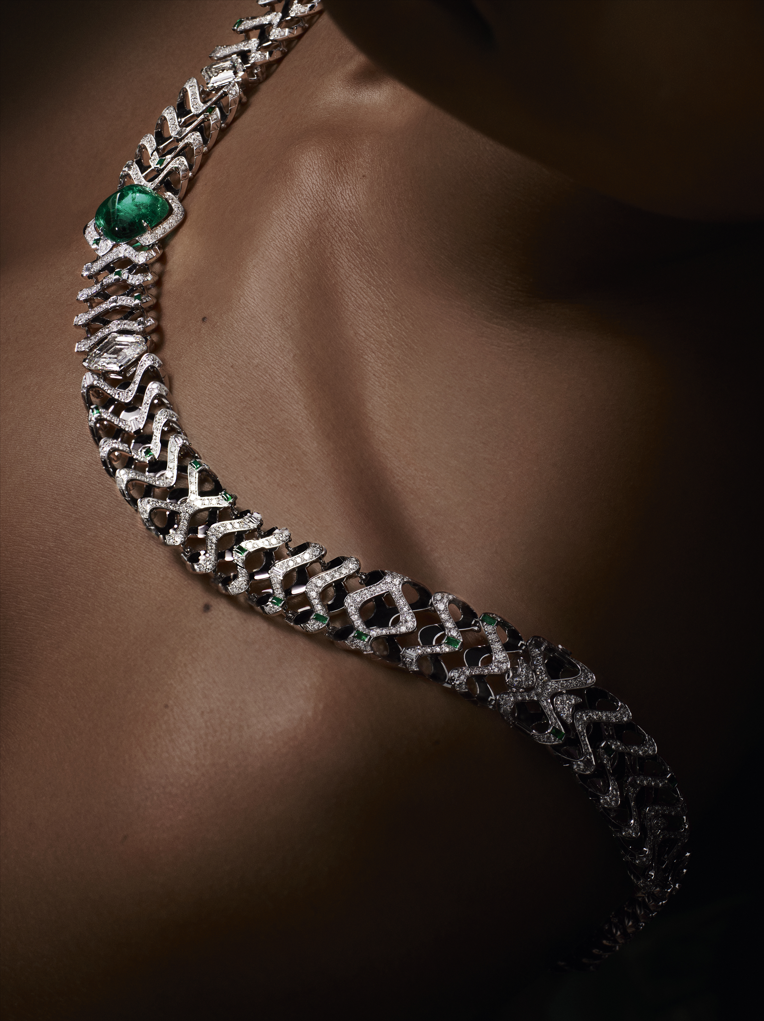 Diamond snake sales necklace cartier