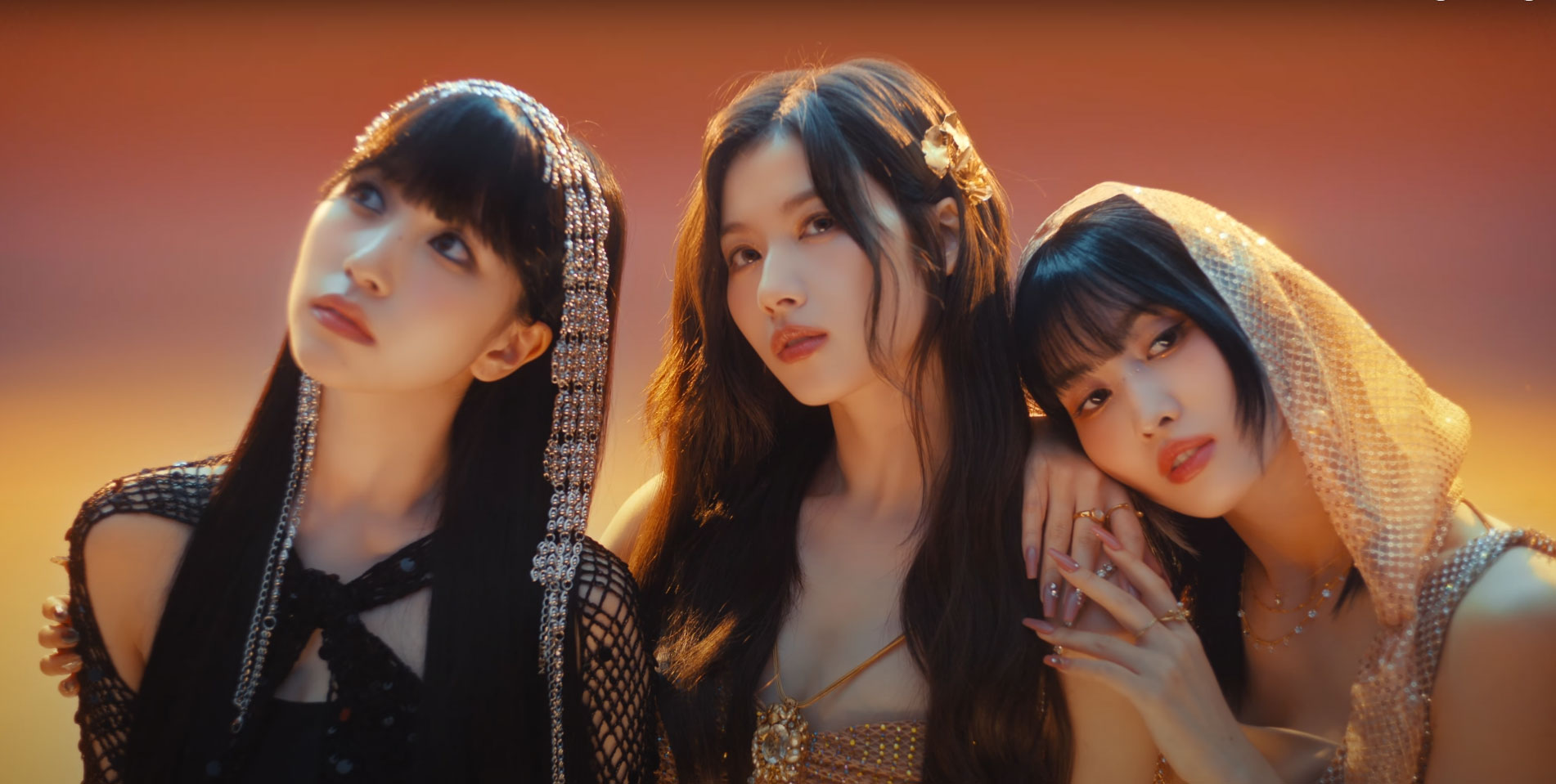TWICE's Sub-Unit, MiSaMo are Works of Art in Their Latest MV, 