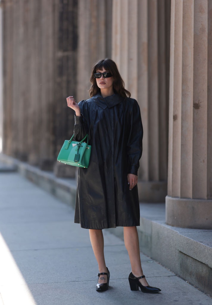 mary jane shoes with night out dress How to Style Mary Jane Shoes: 7 Outfit Ideas for 2026