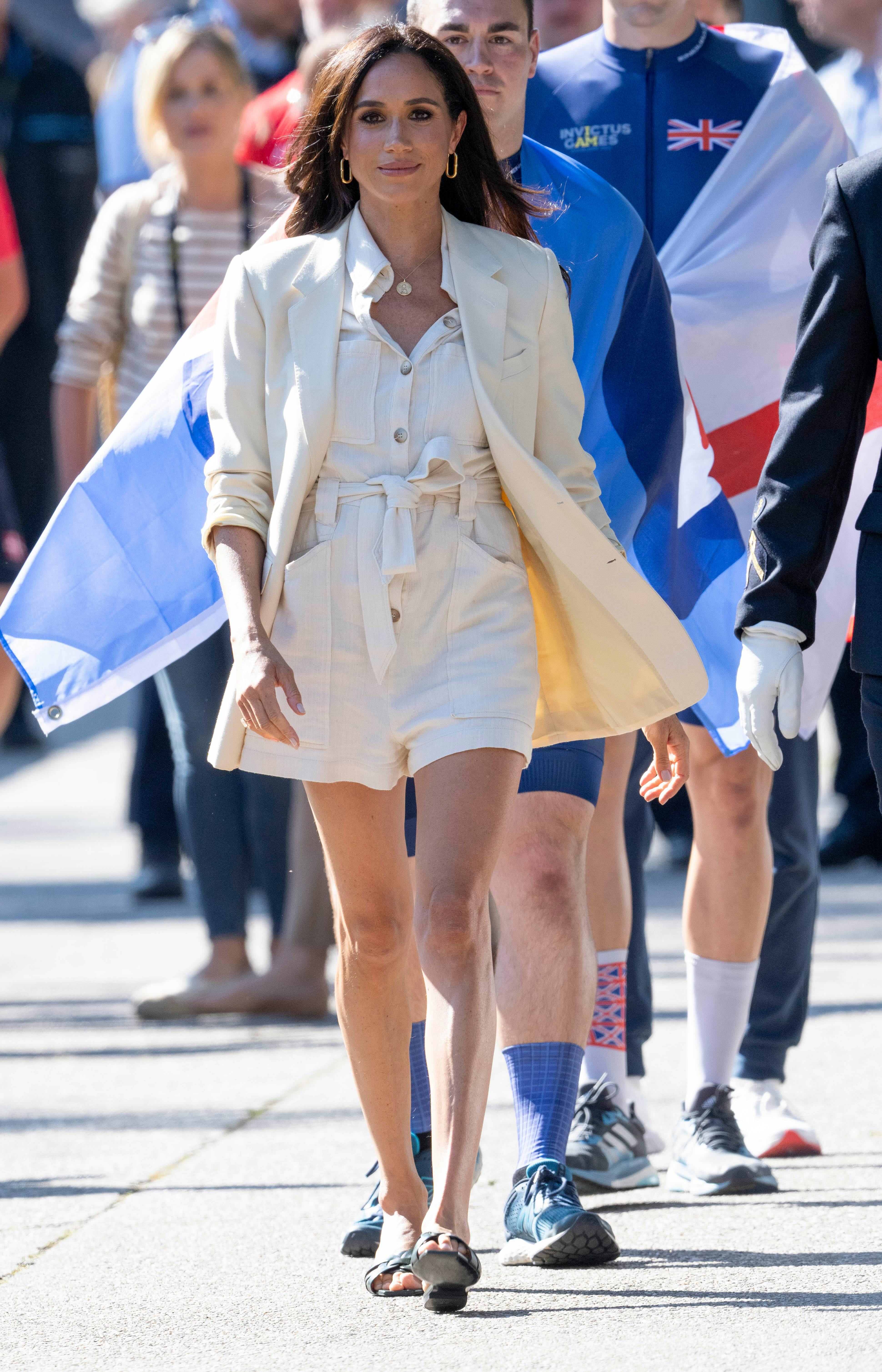 https://www.datocms-assets.com/55010/1695009069-1694782735-meghan-markle-2023-invictus-games.jpg?auto=format%2Ccompress&cs=srgb