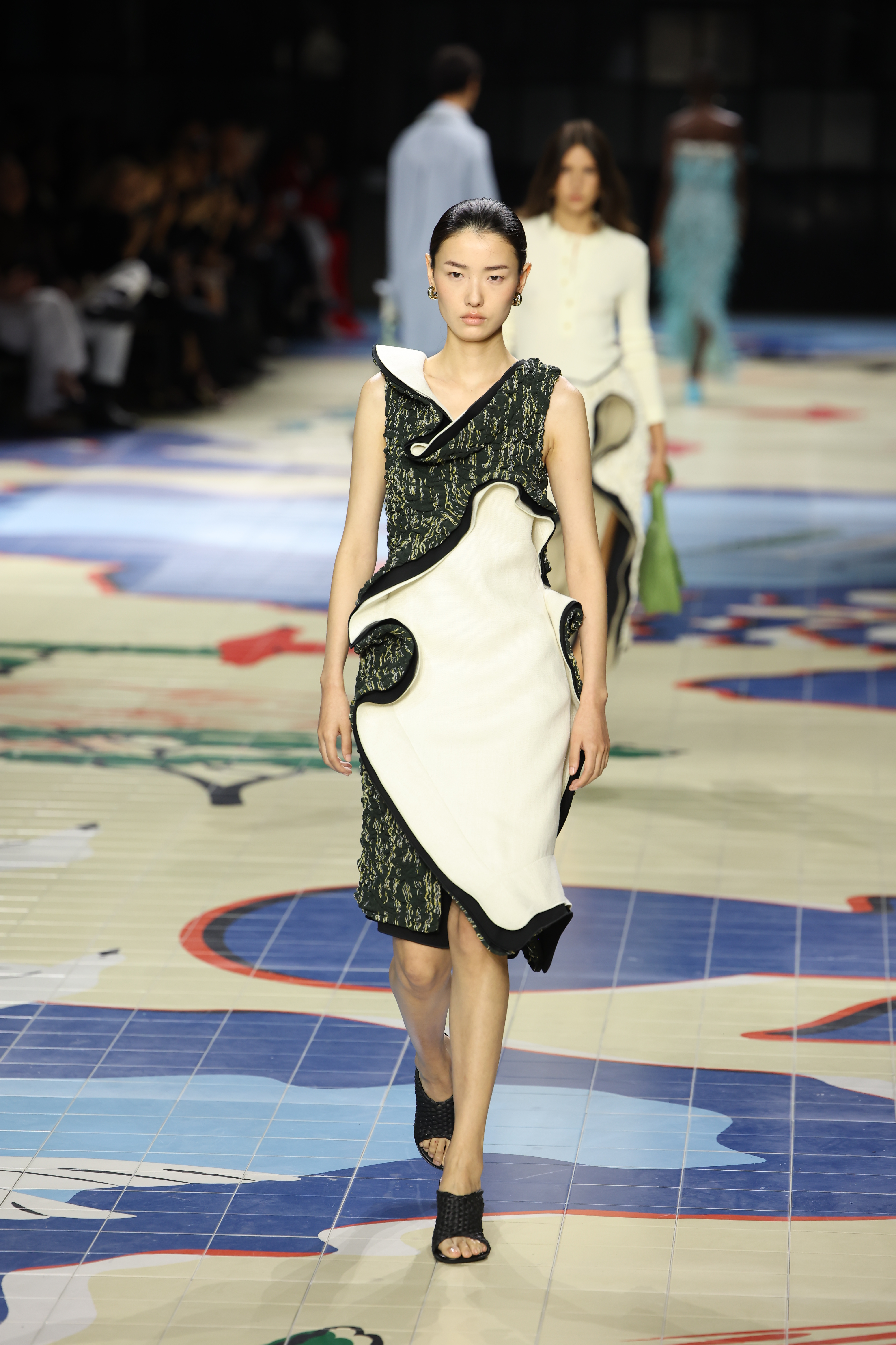 BOTTEGA VENETA 2024 Summer 地図柄 Bottega Veneta Keeps the Attention on Craft For Spring/Summer 2024