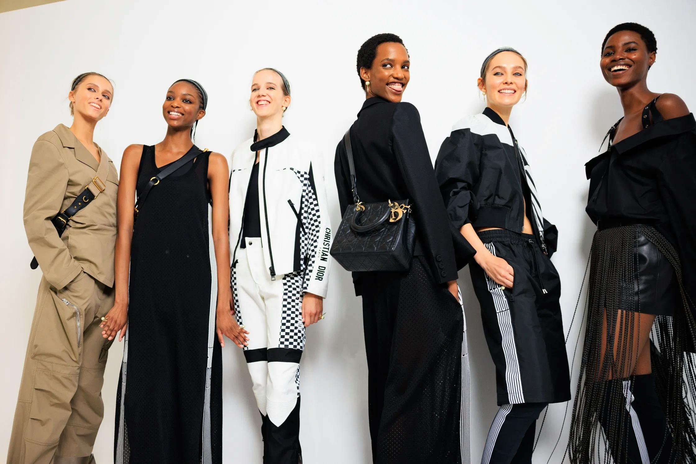 Kicks dior backstage store