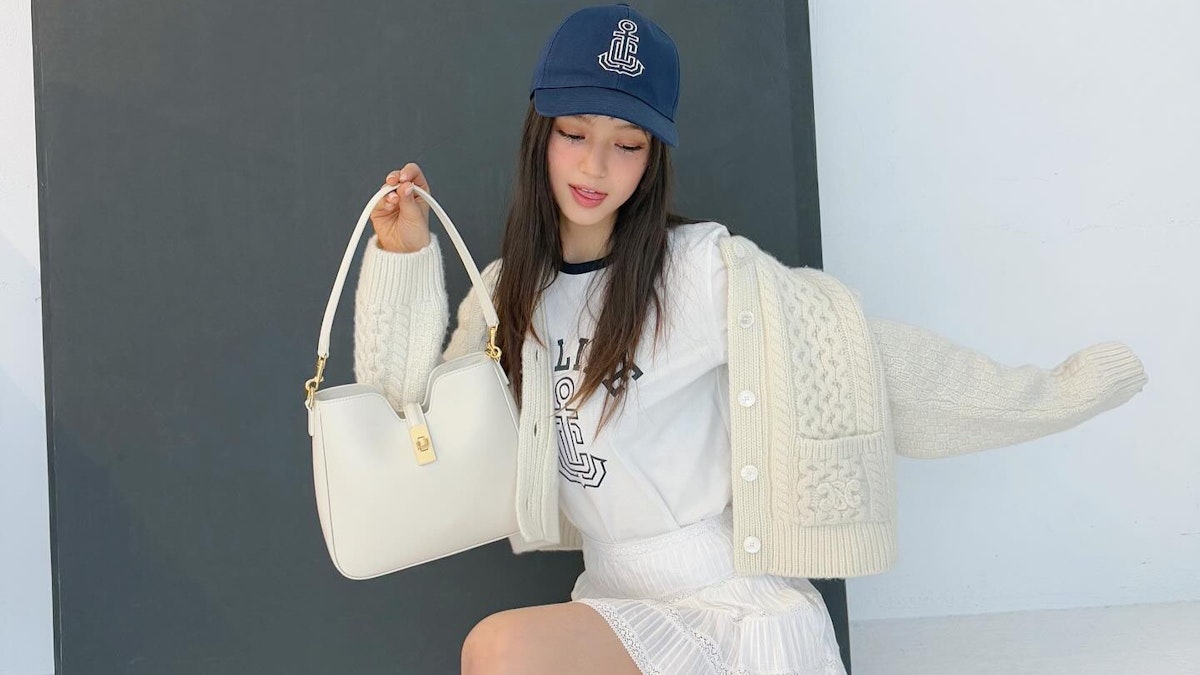 Camille Light Green Woven Bag – Retro Everyday Chic main image 0
